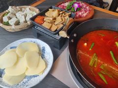 -贵厨酸汤牛肉(花果园国际中心店)