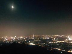-紫金山山顶公园