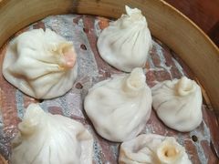 鲜肉小笼-老半斋(福州路店)