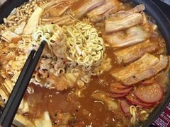 -炙韩料理·部队锅专门店