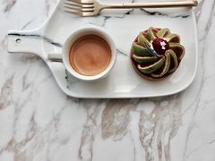 -UNI UNI(环亚凯瑟琳店)