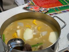 -肥仔文澳门猪骨煲(南京西路店)