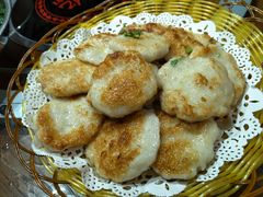 香煎墨鱼饼-启香鸡私房菜(湖景店)