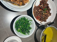 -山涧肴·湘味家肴(松岗满纷天地店)