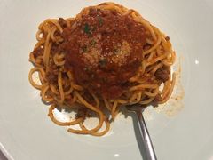 港丽肉酱意面-港丽餐厅(高德置地店)