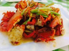 -快乐海鲜城(虎泉街店)