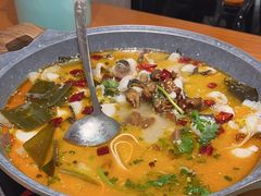 -龙梅肥肠鱼(明瓦廊店)