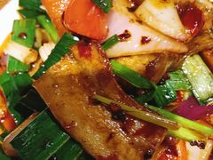 -隔壁老王·家常云南菜(花巷店)