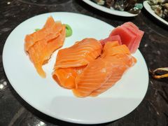 -川骄海鲜自助(王府井奥莱UP TOWN店原世界之花店)