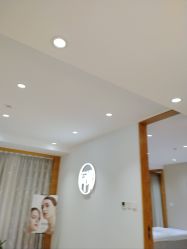 -HEYAN荷妍专业脱毛连锁机构