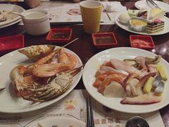 -荣誉国际酒店-云顶旋转餐厅