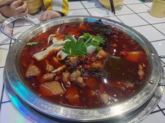 -晓彭肥肠鸡·泡椒鸡火锅(水木天地店)