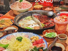 -周小明火锅(黑金冠社区店)