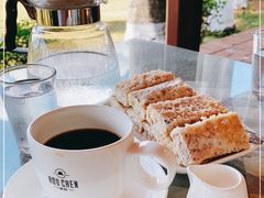 -侯臣咖啡文化村