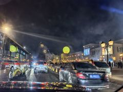 -枫叶小镇奥特莱斯