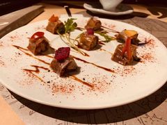 -穹六人间 people 6(岳阳路店)