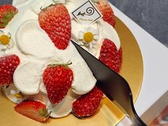-花花卷卷·鲜食蛋糕(静安久光百货店)