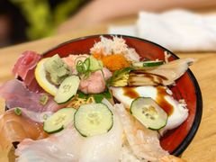 -元祖ぶっち切り寿司 魚心(三宫店)