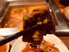 -老牌坊云南鱼豆花火锅(嵩山店)