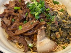 -佬钱湾仔(衣裳街店)