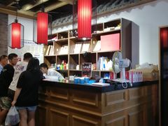 -红九格老火锅(三峡广场店)