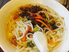 -万绿园