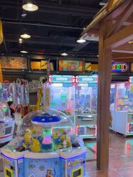 -卡通尼乐园(宝山龙湖天街店)