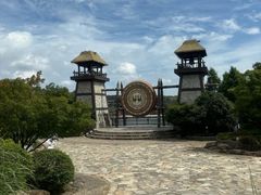 -茅山东方盐湖城景区