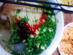 -陇上全荟兰州传统牛肉面(延吉路店)