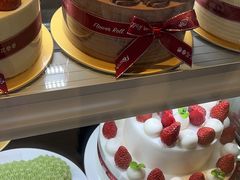 -花花卷卷·鲜食蛋糕(静安久光百货店)