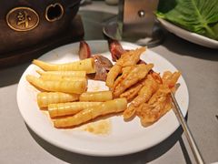 -山焱·炭火自助烤肉(周浦万达店)
