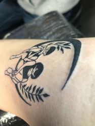 -怪咖纹身刺青
