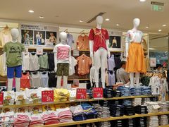 -优衣库(上海虹口龙之梦店)