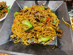 南昌牛肉炒粉-鄱阳湖·江西小炒·瓦罐煨汤(五道口店)