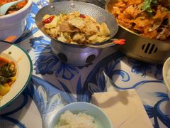 -川流不息·地道川菜·小龙虾(新松江路店)