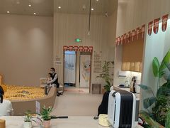 -龙格亲子游泳·水育早教运动中心(绿宝中心)