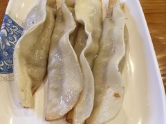 网红牛肉锅贴-张小文胡辣汤(龙柏新村店)
