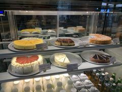 面包甜点陈列柜-VESH COFFEE(定西路店)