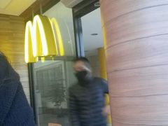 -麦当劳(虹梅路地铁站店)