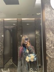 -AYO SALON