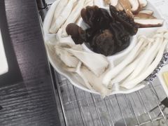 -楼外楼大刀肉传统火锅居(幸福街店)