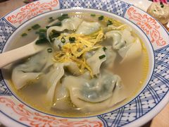 精肉小馄饨-小杨生煎(黄河路美食休闲街店)