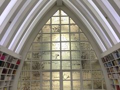 -钟书阁(松江泰晤士小镇店)