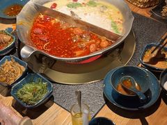 -湊湊火锅·茶憩(南京东路悦荟店)