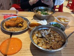 -柳州肥姨妈大骨螺蛳粉(万达中心店)