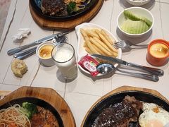 -豪享来牛排(人民店)