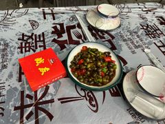 -老班长·小龙虾·鲜货烧烤大排档(金街美地店)