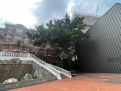 -香港大学