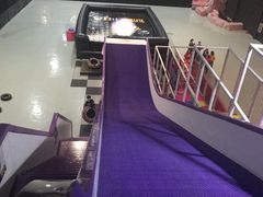 -嘿哟动霸CHUA·新潮玩运动娱乐中心·蹦床滑冰团建乐园