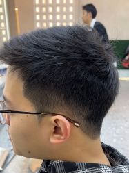 -苏豪美发S A L O N烫发染发